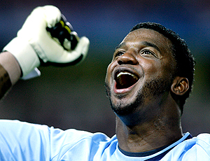 Flu mira goleiro Felipe para 2011
