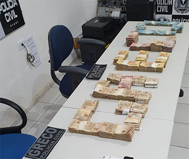 Preso por incêndio a ônibus iria comprar carro de magistrado