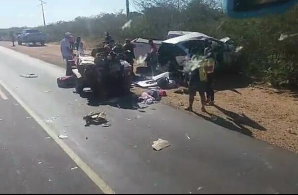 Grave acidente deixa seis vítimas fatais na Br-135