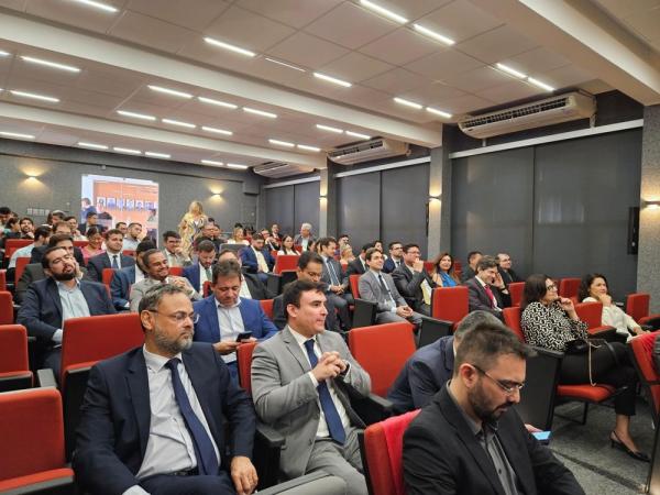 PGE-PI realiza 2&ordf; edi&ccedil;&atilde;o do Projeto Di&aacute;logos com o tema Direito Tribut&aacute;rio(Imagem:Divulga&ccedil;&atilde;o)