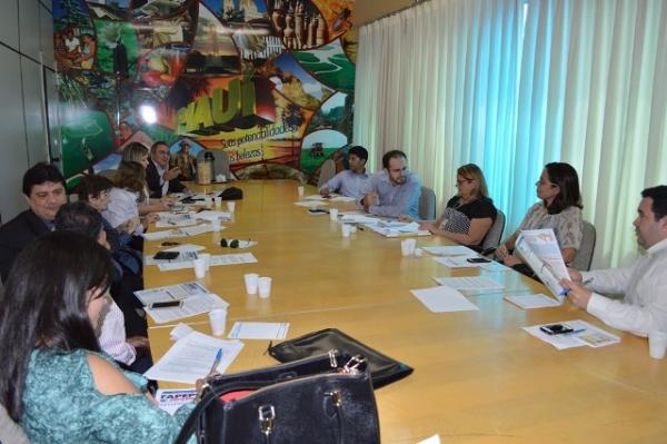 Rede de Escolas de Gestão elabora termo de cooperação técnica