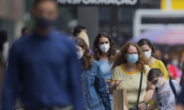 Governadores discutem liberação de máscaras no país a partir de março