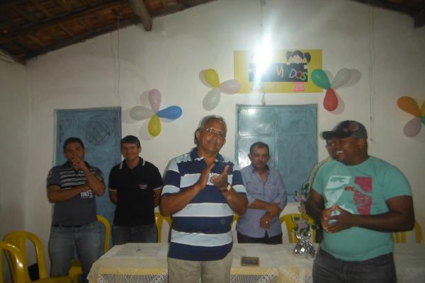 Bento Soares &eacute; reeleito Presidente da Associa&ccedil;&atilde;o de Moradores do Bairro Cajueiro II.(Imagem:FlorianoNews)