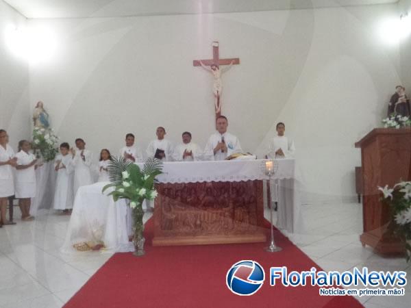 Igrejas de Floriano e Bar&atilde;o realizaram missas e cultos para saudar o Ano Novo. (Imagem:FlorianoNews)