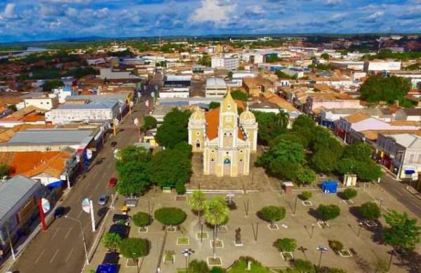 Floriano é a cidade com o 5º maior número de habitantes do estado, aponta IBGE