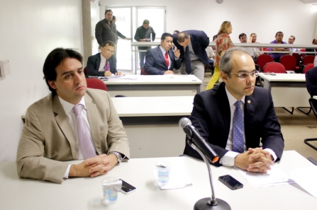 Deputados defendem rigor na punições de menores