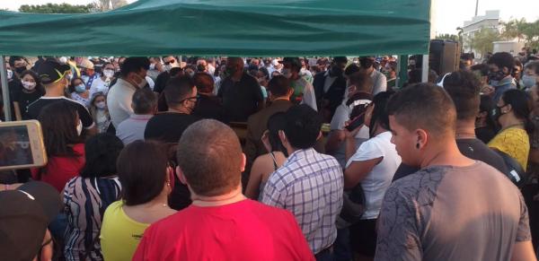 Jornalista Kairo Amaral é sepultado em Parnaíba