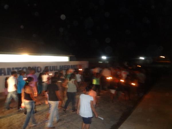 Prociss&atilde;o encerrou o festejo de Santa Rita de C&aacute;ssia em Floriano(Imagem:FlorianoNews)
