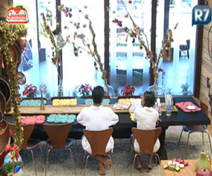 Lisi e Sergio Abreu contemplam decoração da Sede