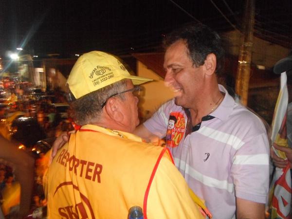 Multidão festejou a vitória de Gilberto Jr em Floriano
