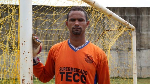 Goleiro Bruno em Santa Luzia.(Imagem:Bernardo Pombo e Luiz Cl&aacute;udio Amaral)
