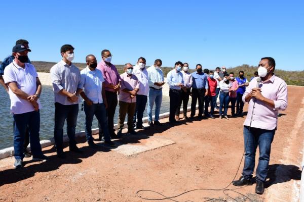 Empresários de Floriano realizam visita às Lagoas de Tratamento