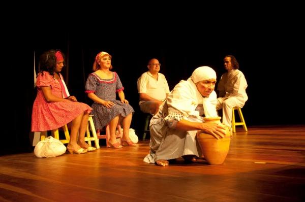 Espetáculo "Raimunda Pinto, sim senhor" comemora 30 anos com apresentação única em Teresina