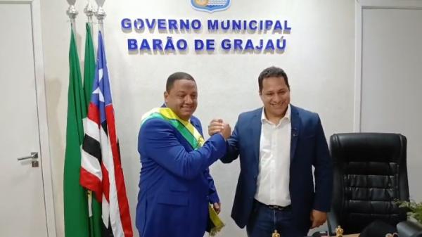 Antônio Carlos Resende toma posse como prefeito de Barão de Grajaú após renúncia de Gleydson Resende.(Imagem:FlorianoNews)