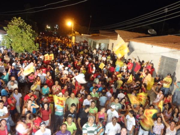 Coliga&ccedil;&atilde;o: Unidos Por Bar&atilde;o   (Imagem:FlorianoNews)