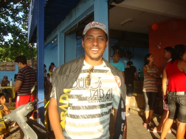 DJ Ronaldo animou a Parada Gay de Floriano(Imagem:reda&ccedil;&atilde;o)