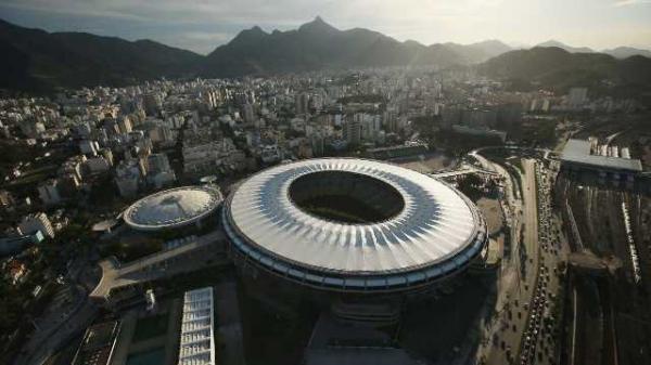 A bola rola nos gramados do Brasil e do mundo.(Imagem:Divulgação/Rio 2016)