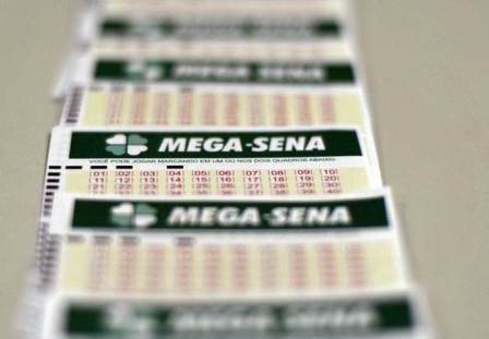 Ninguém acerta a Mega-Sena e prêmio acumulado é R$ 43,5 milhões
