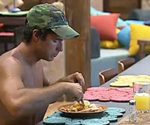 Luiza e Daniel não esperam outros peões para o almoço