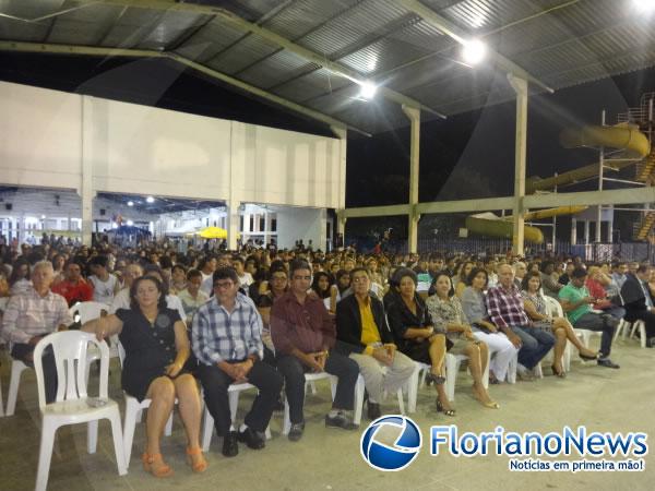 Rotary Club M&eacute;dio Parna&iacute;ba realizou abertura da VII Confer&ecirc;ncia da Juventude em Floriano.(Imagem:FlorianoNews)