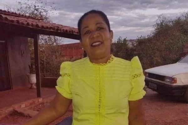 Jovem preso em 2019 pelo assassinato do pai é suspeito de matar a mãe a facadas em Corrente, no PI