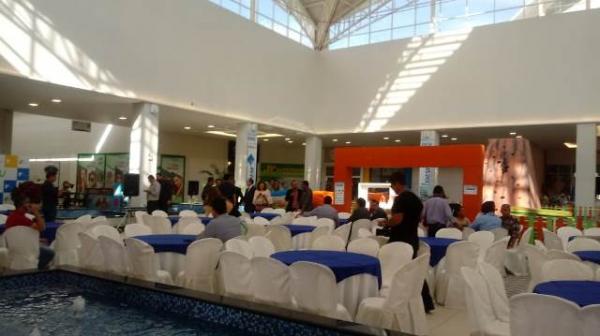 Caf&eacute; da manh&atilde; e visita &agrave;s instala&ccedil;&otilde;es marcam inaugura&ccedil;&atilde;o do Floriano Shopping.(Imagem:FlorianoNews)