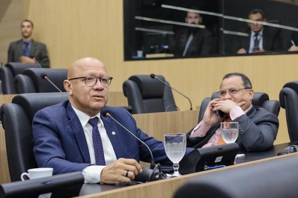 Comissão aprova constitucionalidade de PL que prevê isenção de taxa em concursos no PI