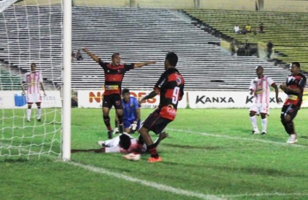 Remanescente no Fla-PI, Zuza enche bola de novatos: "Trouxeram ritmo"