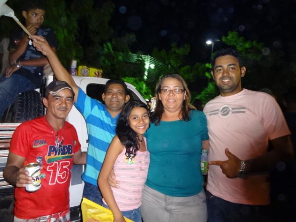 Coliga&ccedil;&atilde;o: Unidos por Bar&atilde;o  (Imagem: FlorianoNews)