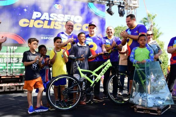 129 anos: Passeio cicl&iacute;stico re&uacute;ne cerca de 1.500 participantes nas comemora&ccedil;&otilde;es do anivers&aacute;rio de Floriano(Imagem:Secom)