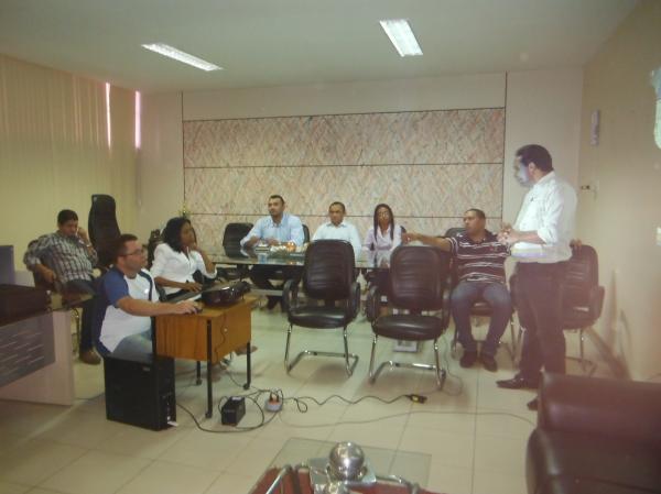 Equipes iniciam trabalhos da transição em Floriano
