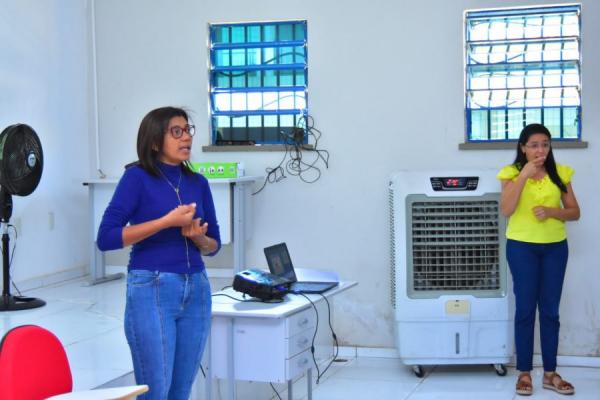 SEMDAS comemora Dia Nacional do Surdo e anuncia inscrições para minicurso de Libras