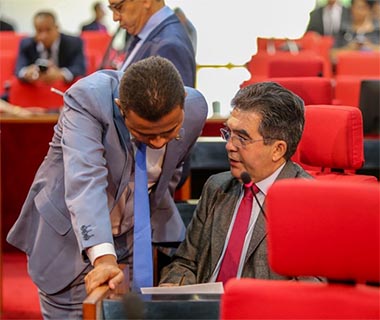 Briga por emendas na Alepi divide deputados e gera crise no Karnak