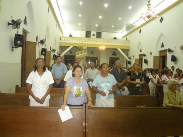 Igreja Matriz S&atilde;o Pedro de Alc&acirc;ntara celebrou 80 anos de inaugura&ccedil;&atilde;o.(Imagem:FlorianoNews)