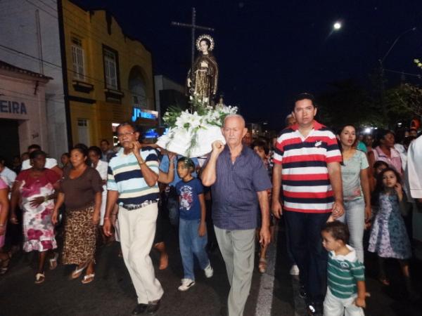 Derrubada do mastro marca encerramento dos festejos de S&atilde;o Pedro de Alc&acirc;ntara.(Imagem:FlorianoNews)