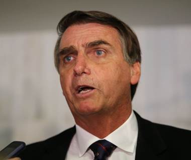 Bolsonaro confirma militar para a presidência da Apex