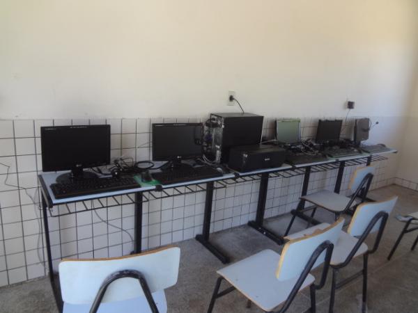 Prefeitura entrega escolas reformadas e ampliadas nas localidades Maca&uacute;ba e Sap&eacute;.(Imagem:FlorianoNews)
