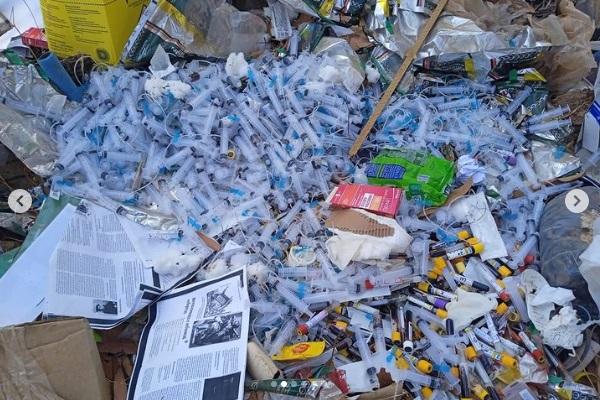 Descarte irregular de resíduos biológicos preocupa moradores do bairro Irapuá em Floriano