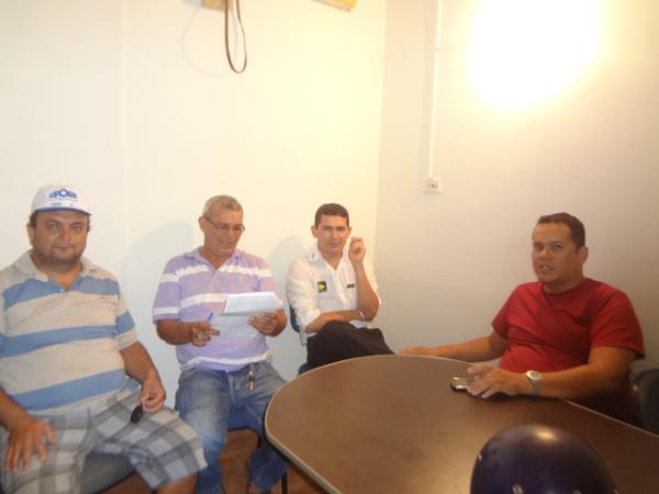 Representantes das agremia&ccedil;&otilde;es carnavalescas discutem sobre o Carnaval 2013.(Imagem:FlorianoNews)