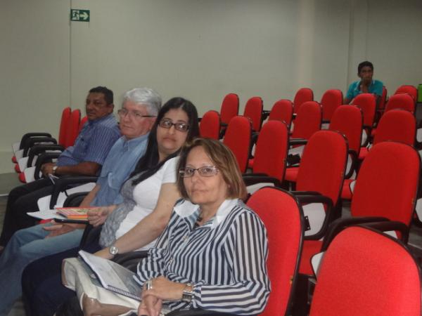 Entidades debatem parceria para ofertar cursos &agrave;s comunidades rurais.(Imagem:FlorianoNews)