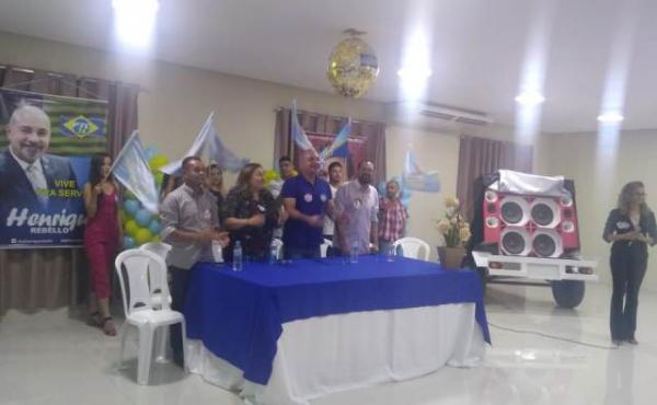 Em Floriano, Henrique Rebelo apoio pol&iacute;tico e apresenta propostas a eleitores.(Imagem:FlorianoNews)