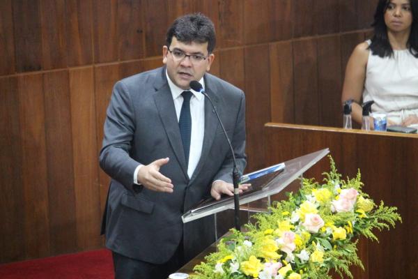 "Colocamos o Piauí no mapa mundial das inovações", diz Rafael Fonteles em Mensagem Anual na Alepi