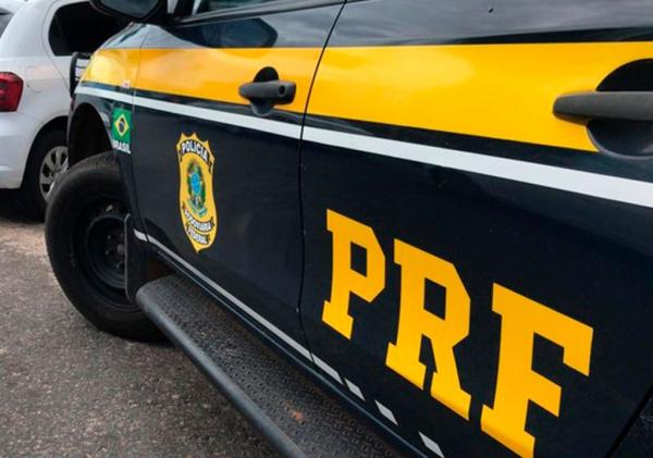 Homem alcoolizado é preso dirigindo caminhão na BR-316, em Demerval Lobão