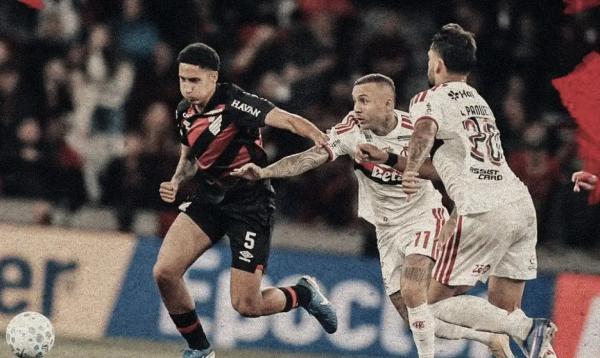 Brasileirão: Flamengo empata com Athletico-PR e "ajuda" Palmeiras