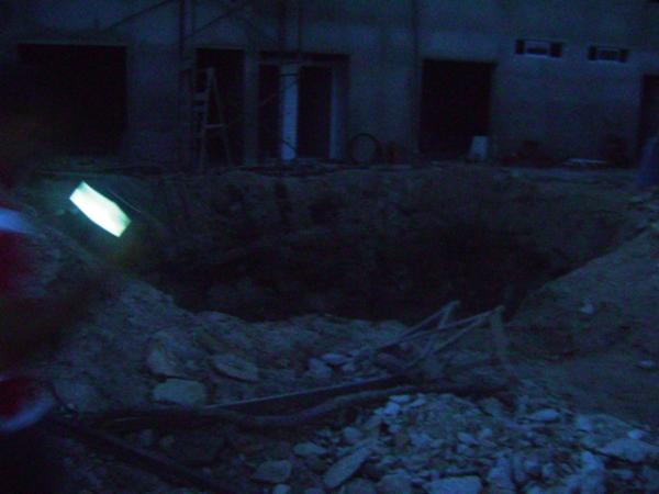 Explos&atilde;o em obra de posto de combust&iacute;vel causa medo e provoca estragos em Jaic&oacute;s(Imagem:Divulga&ccedil;&atilde;o)