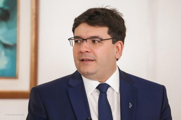 Rafael Fonteles nomeia novos diretores para hospitais regionais e maternidade