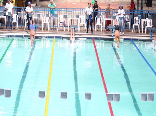 Cerca de 150 atletas participam do Campeonato Teresinense de Natação