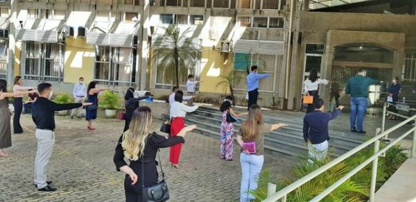 Médicos se formam em caráter emergencial após decisão da Justiça para reforçar Mais Médicos