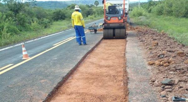 Governo recupera trecho da rodovia PI-309
