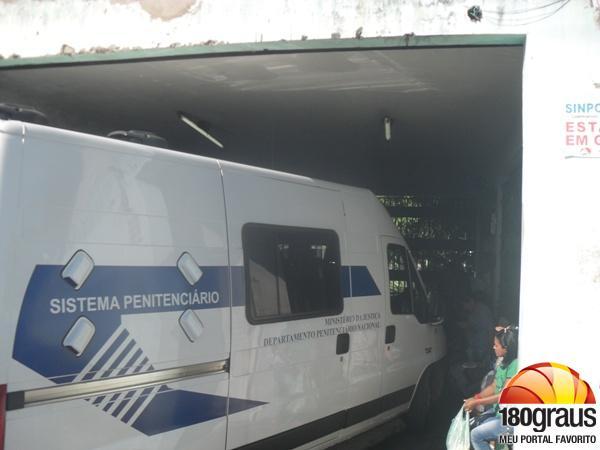 Detento é encontrado enforcado em presídio